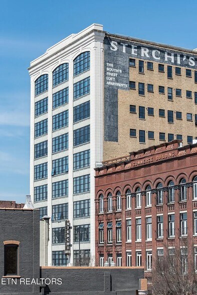 Primary Photo - 116 S Gay St