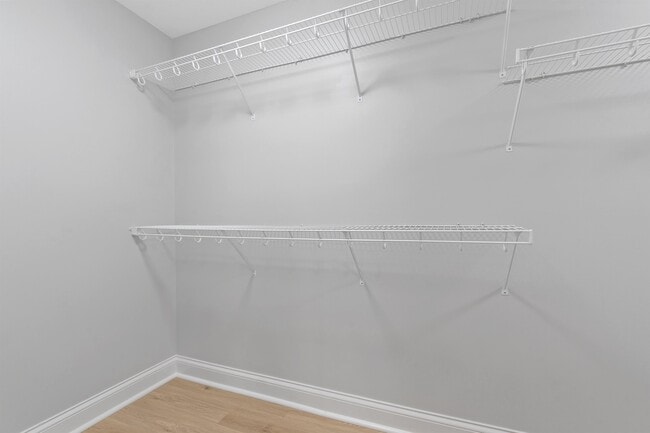 Building Photo - 657 Cielo Vista Rd