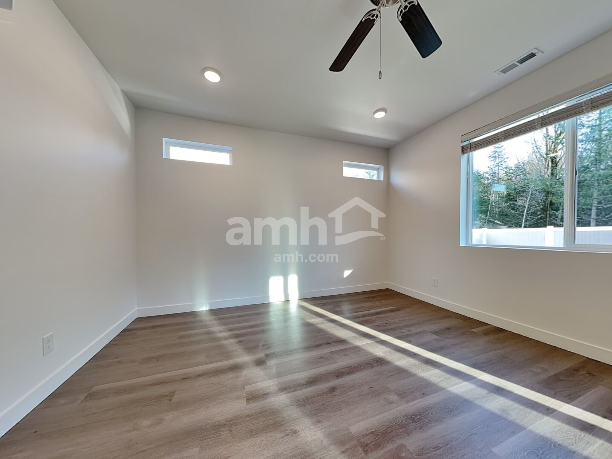 Building Photo - 7820 Selah St SW