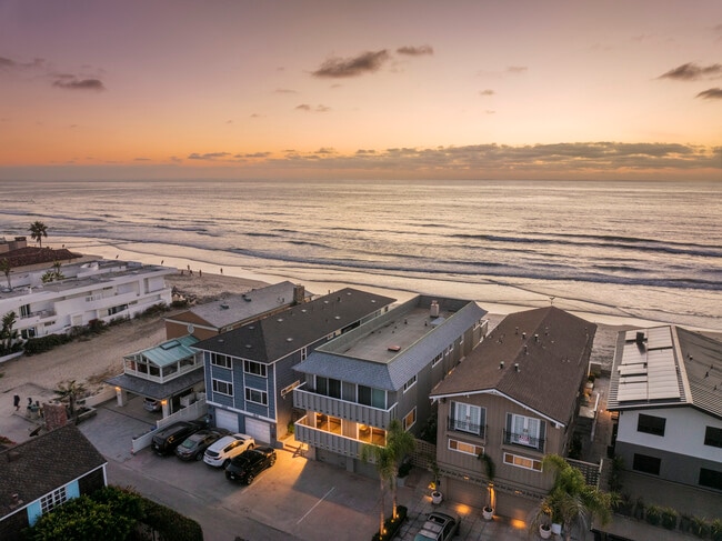 Building Photo - 1812 Ocean Front
