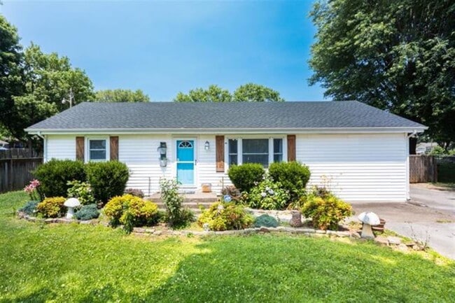 Primary Photo - 292 Plum Springs Rd