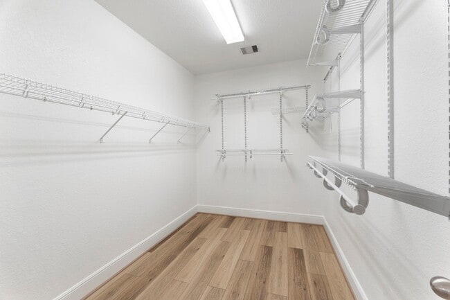 Building Photo - 87 Sagamore Ridge Pl