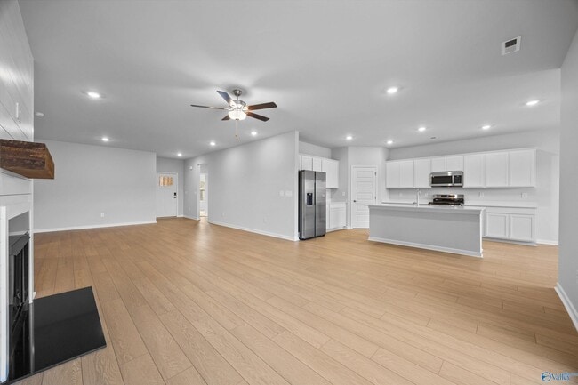 Building Photo - 130 Stockholm Ln