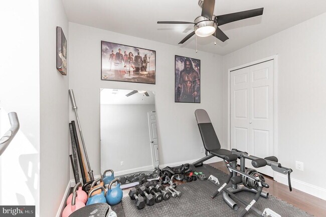 Building Photo - Move-In Ready 3 bed and 2 Bath Rental