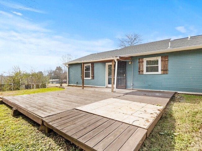 Building Photo - 2903 Deerfield Rd NW