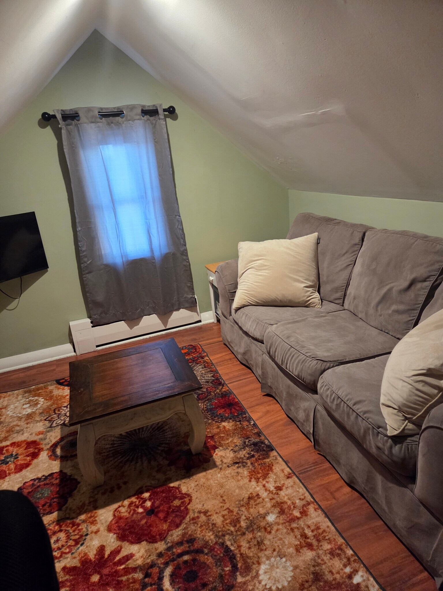 Building Photo - 335 Shakopee Ave E