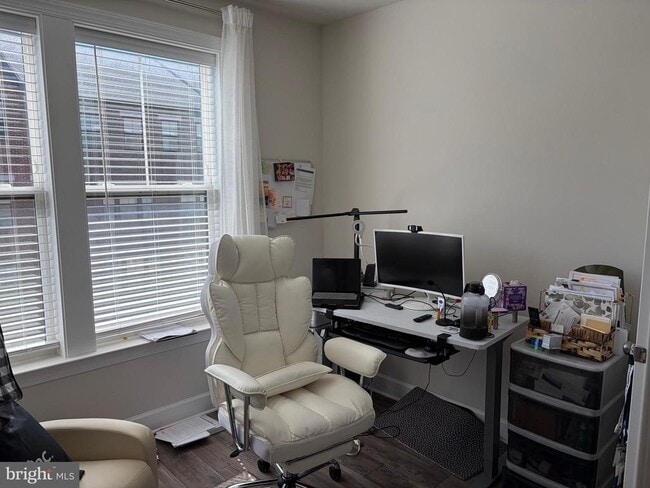 Building Photo - 43424 Stonewood Crossing Ter