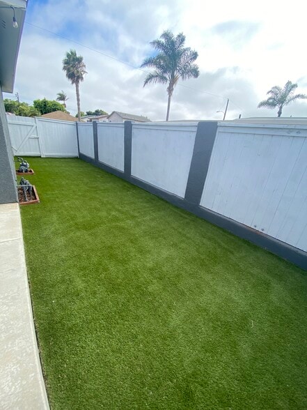 Private and Enclosed Backyard - 2411 Gates Ave