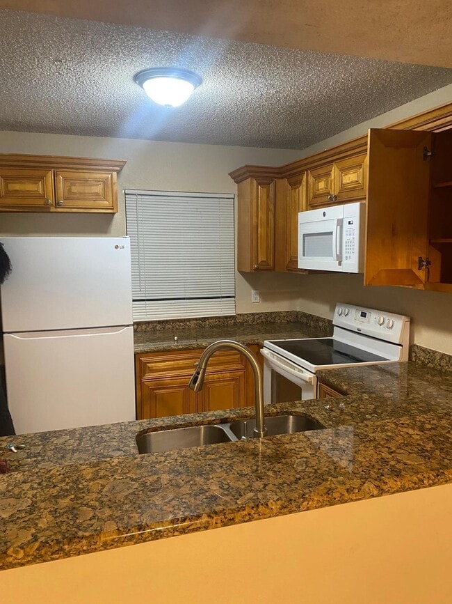 Building Photo - 1561 Windorah Way