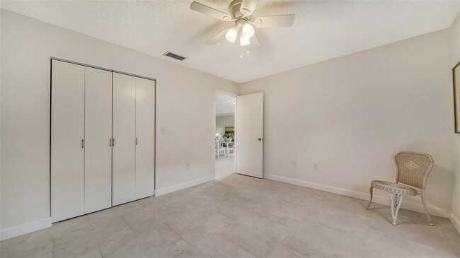 Building Photo - 6467 Carrington Cir