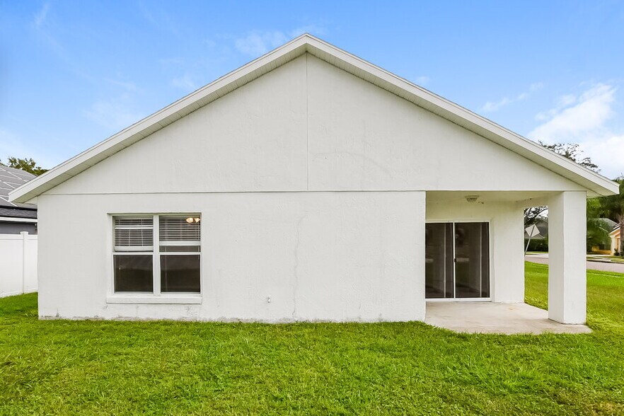 Building Photo - 538 Rouzer St