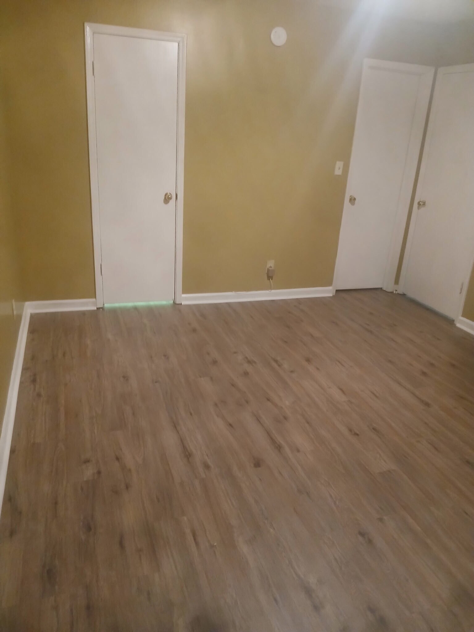 Building Photo - 3639 Castle Ridge Rd