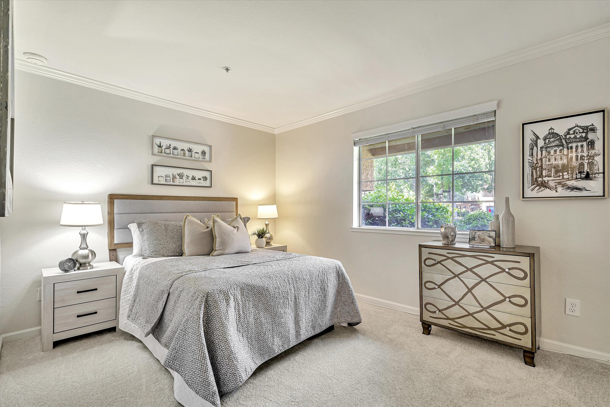 Building Photo - 440 Bollinger Canyon Ln