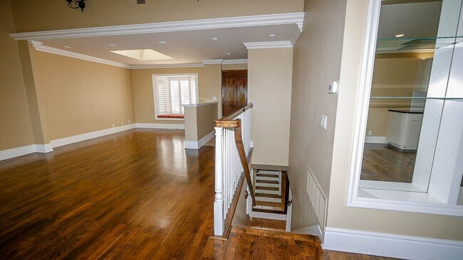 Building Photo - Beautiful 4 bed/2.5 bath house in Del Mar