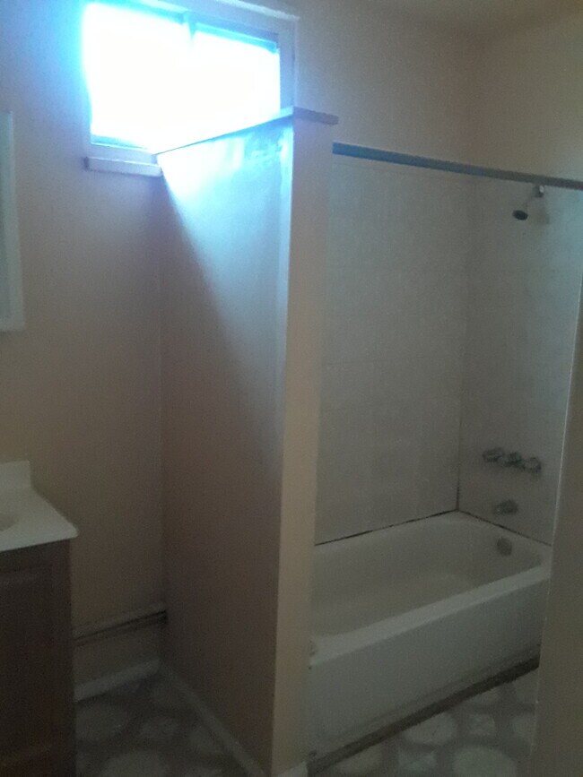 second floor bathroom - 3236 N Reese St