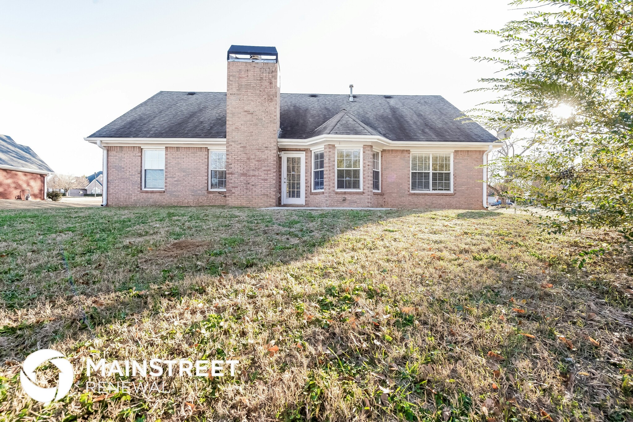 Building Photo - 1005 Maria Dr