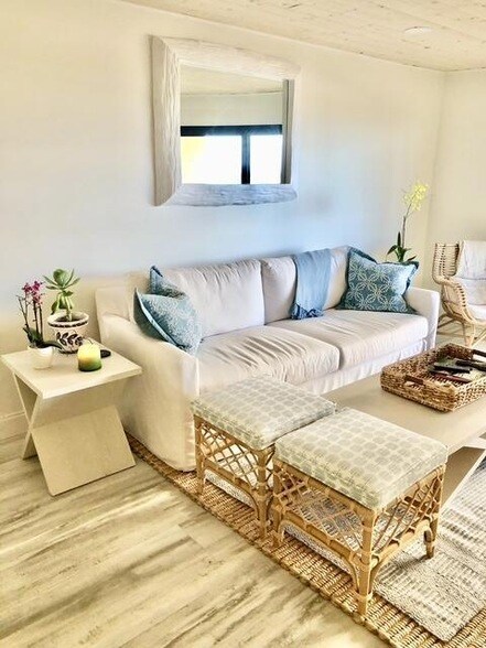 Building Photo - 420 Celestial Way