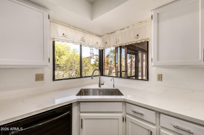 Building Photo - 7608 W McRae Way