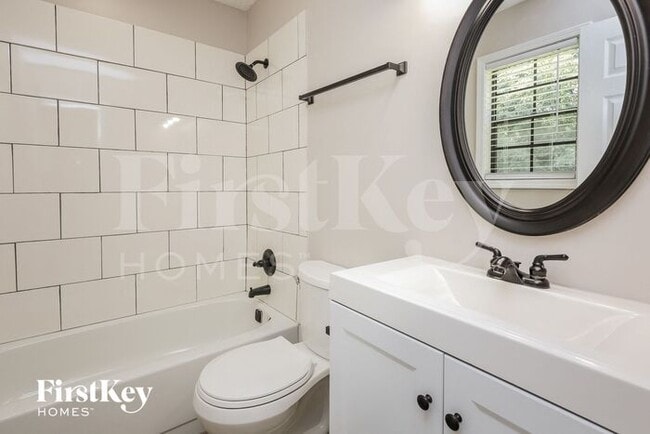 Building Photo - 4569 Iroquois Trail NW