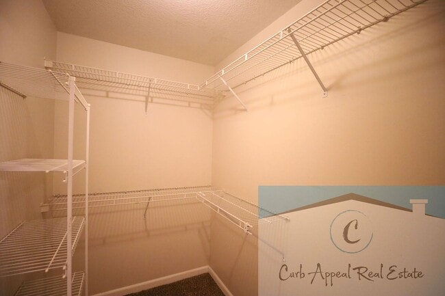 Building Photo - 3704 Keely Dr