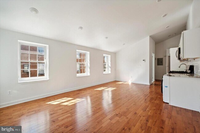 Building Photo - 5011 Germantown Ave