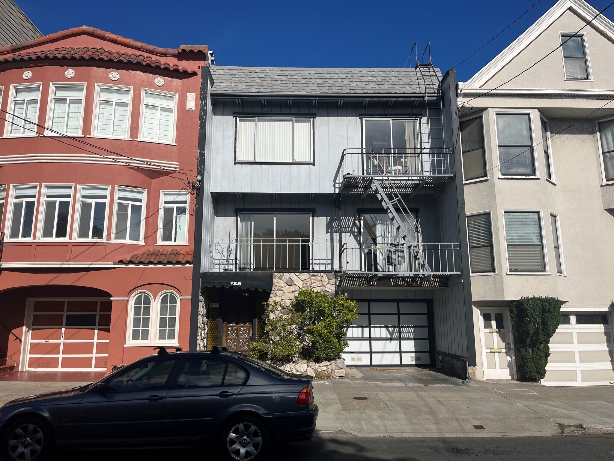 Building Photo - 128 Parker Ave