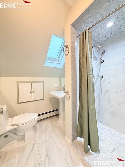 Building Photo - 46 Shannon St