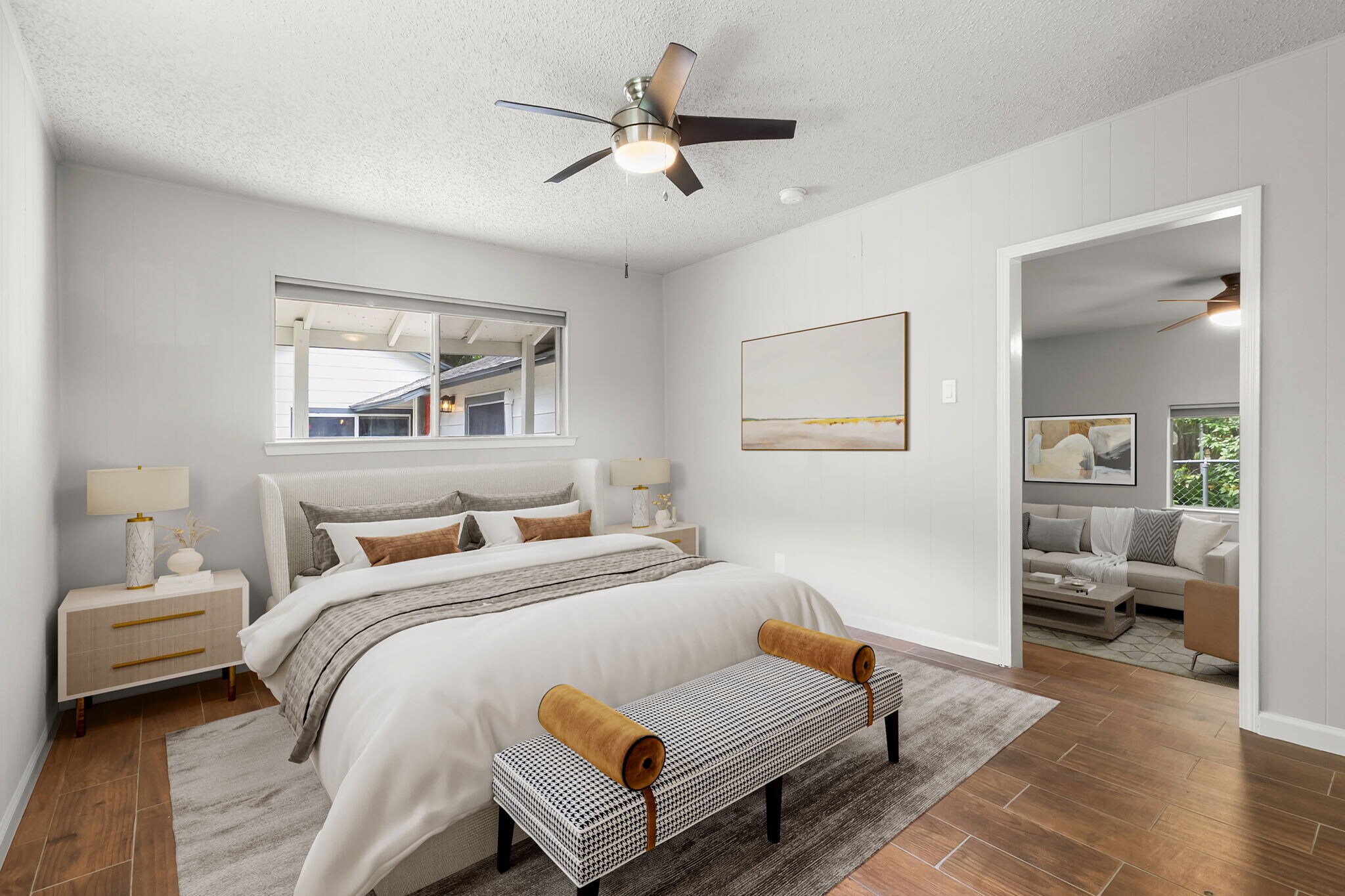 Bright bedroom with backyard access - 815 Gunter St