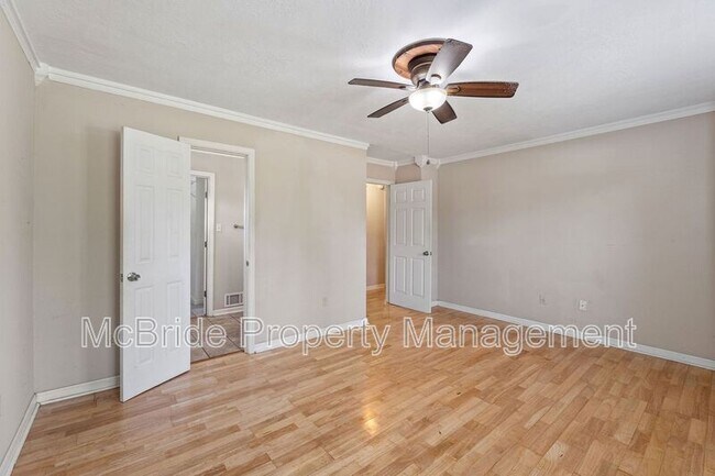 Building Photo - 3358 Tanglewood Dr