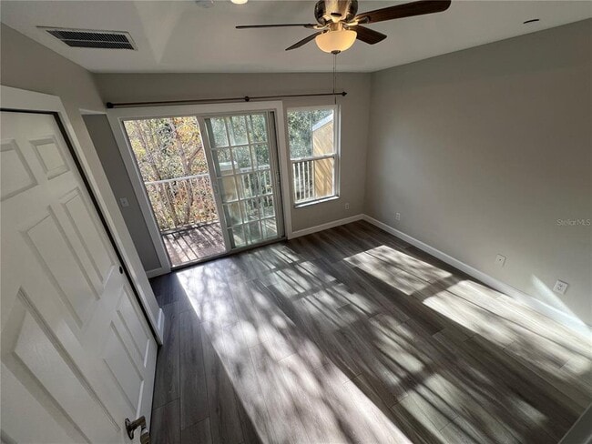 Building Photo - 7350 Black Walnut Way