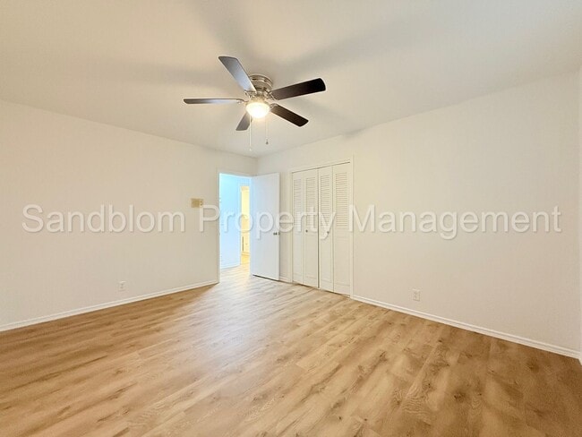 Building Photo - For Lease | South Tulsa Duplex | Available Now!