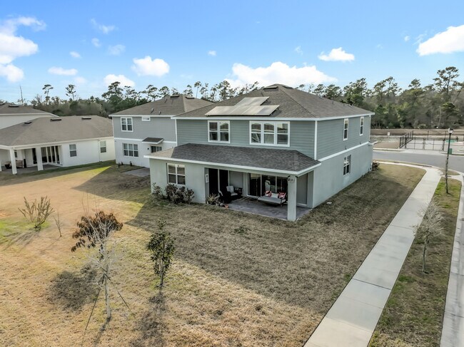 Building Photo - 1021 Savannah Palms Blvd