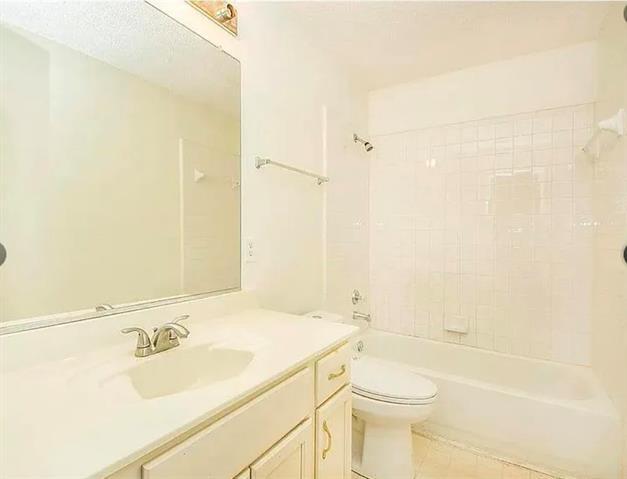 Building Photo - 7101 Tansy Pl