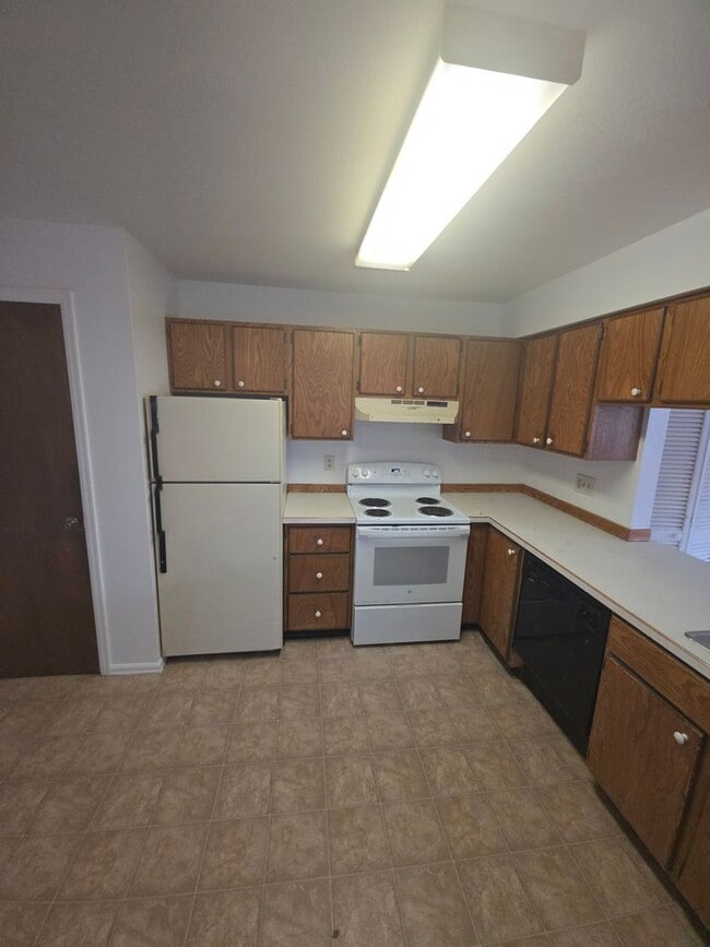 Building Photo - 3 Bedroom Apartment in FRUITA!!!