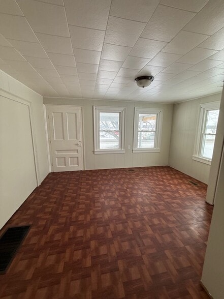 Building Photo - 8421 Spencer Rd