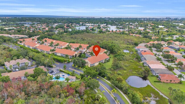 Building Photo - 28650 Carriage Home Dr