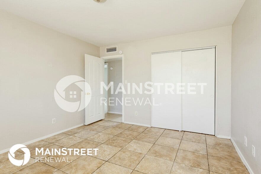 Building Photo - 3150 N 77th Ln