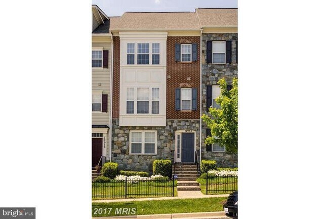 Primary Photo - 12953 Clarksburg Square Rd
