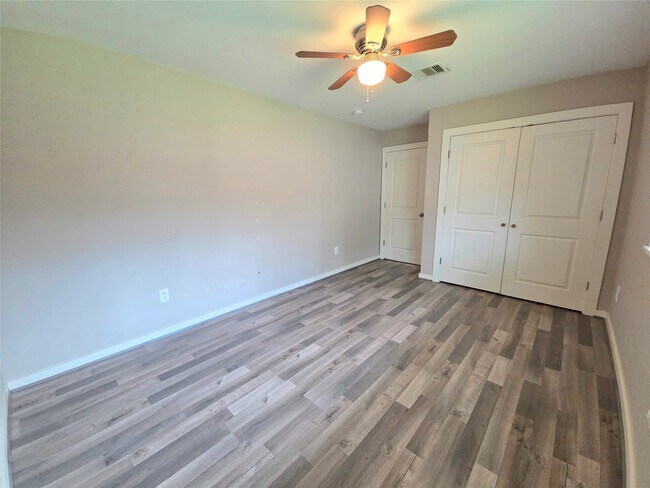 Building Photo - 1763 Maux Dr