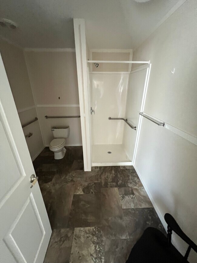 Building Photo - 5344 Maverick Ln