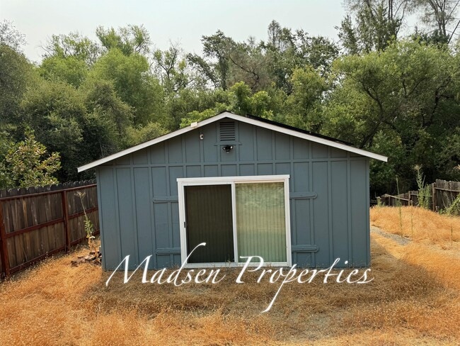 Building Photo - 20 Fairhill Dr