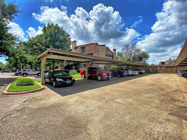 Building Photo - 5757 E University Blvd