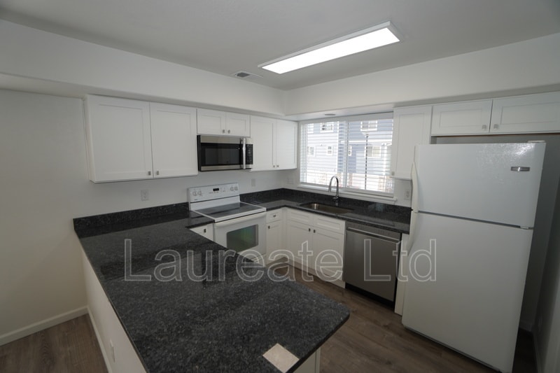 Building Photo - 12024 Leyden St