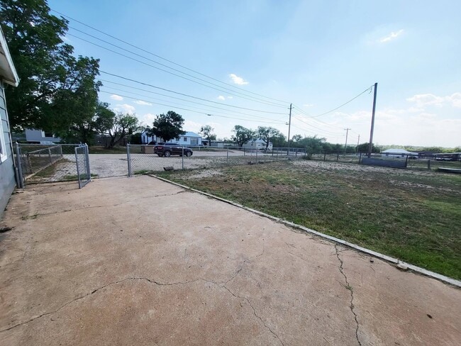 Building Photo - 3011 Avenue F