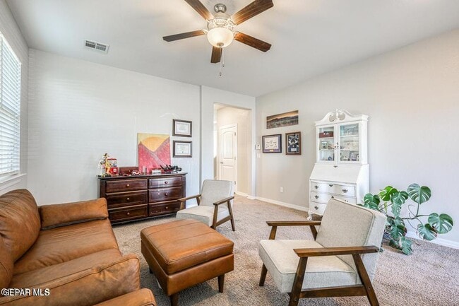 Building Photo - 4812 Marisabel Azcarate St