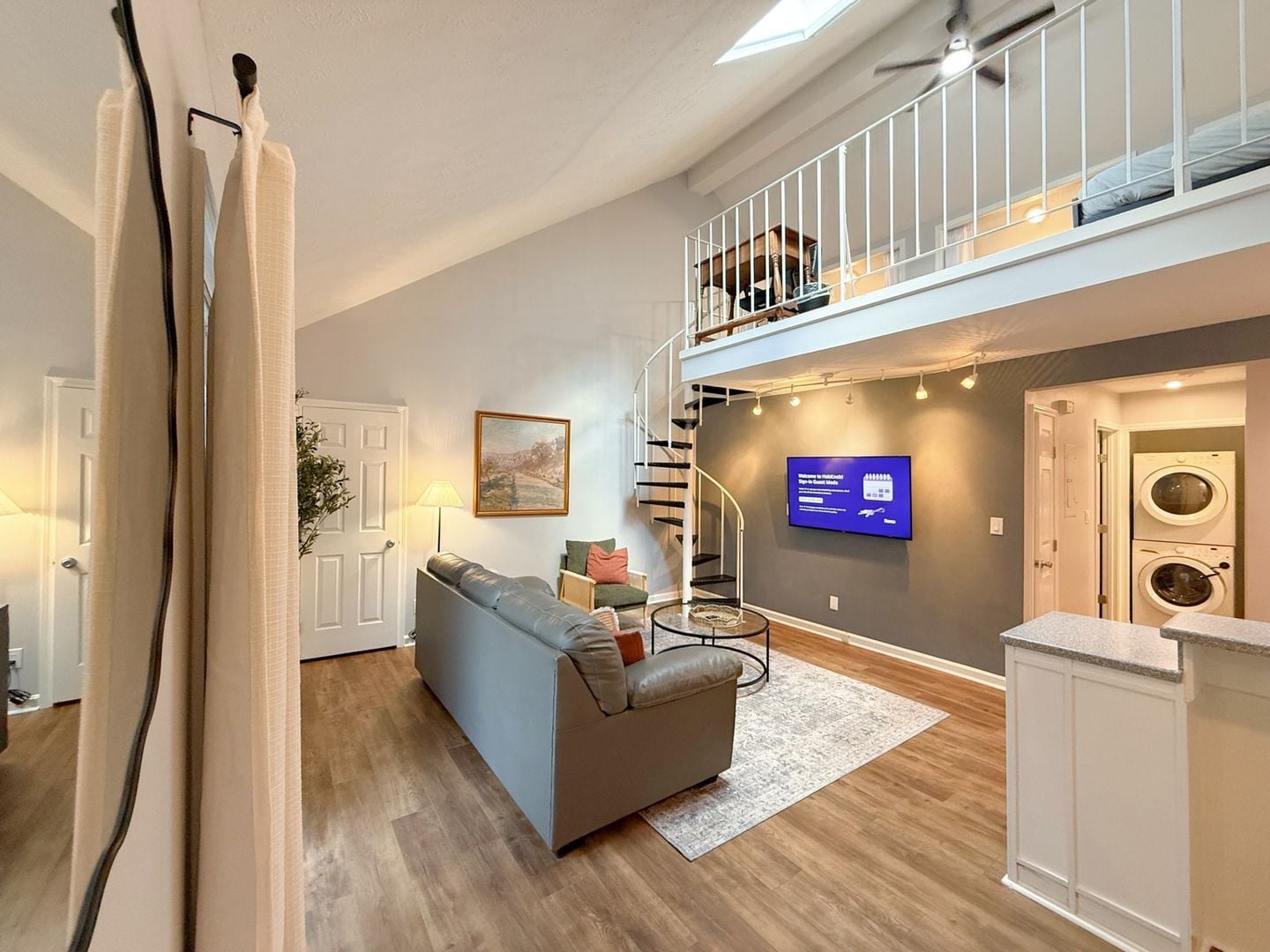 Building Photo - 2738 Brownsboro Rd