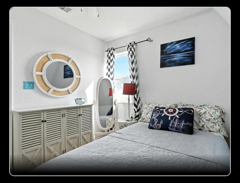 Building Photo - 222 Sandpebble Pl