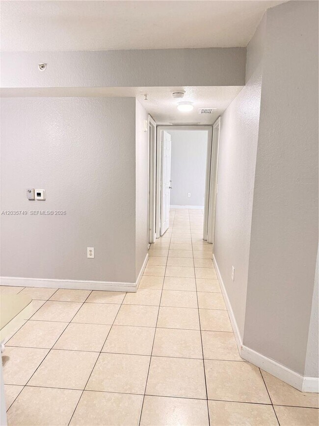 Building Photo - 15410 SW 284th St
