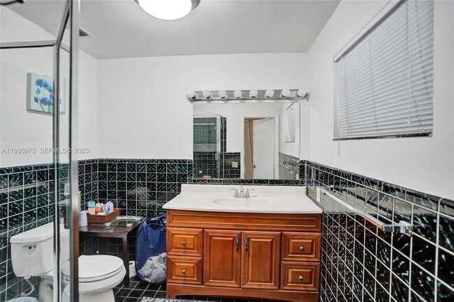 Building Photo - 1321 Mandarin Isle