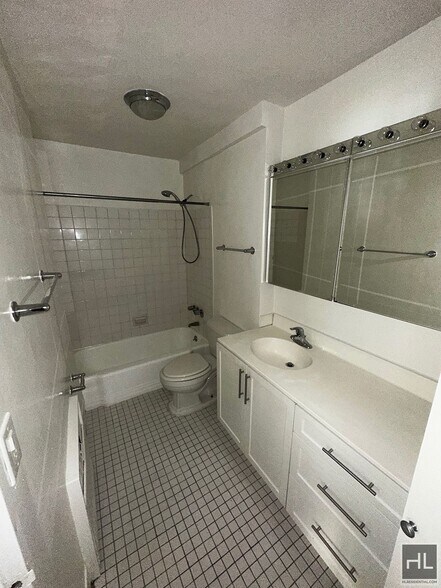 Building Photo - EAST 36 STREET